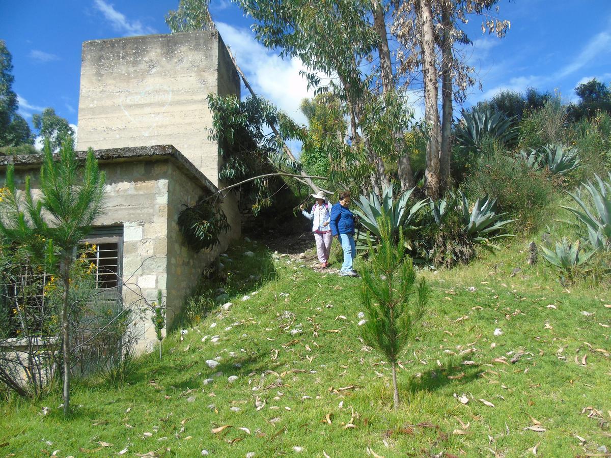 Pousada Villa Huaripampa เฮาฮา ภายนอก รูปภาพ