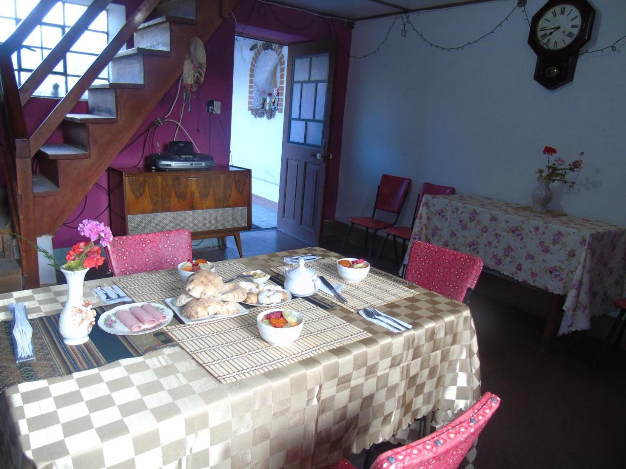 Pousada Villa Huaripampa เฮาฮา ภายนอก รูปภาพ
